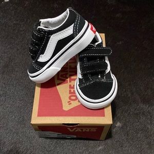 Infant Old Skool Vans 🖤